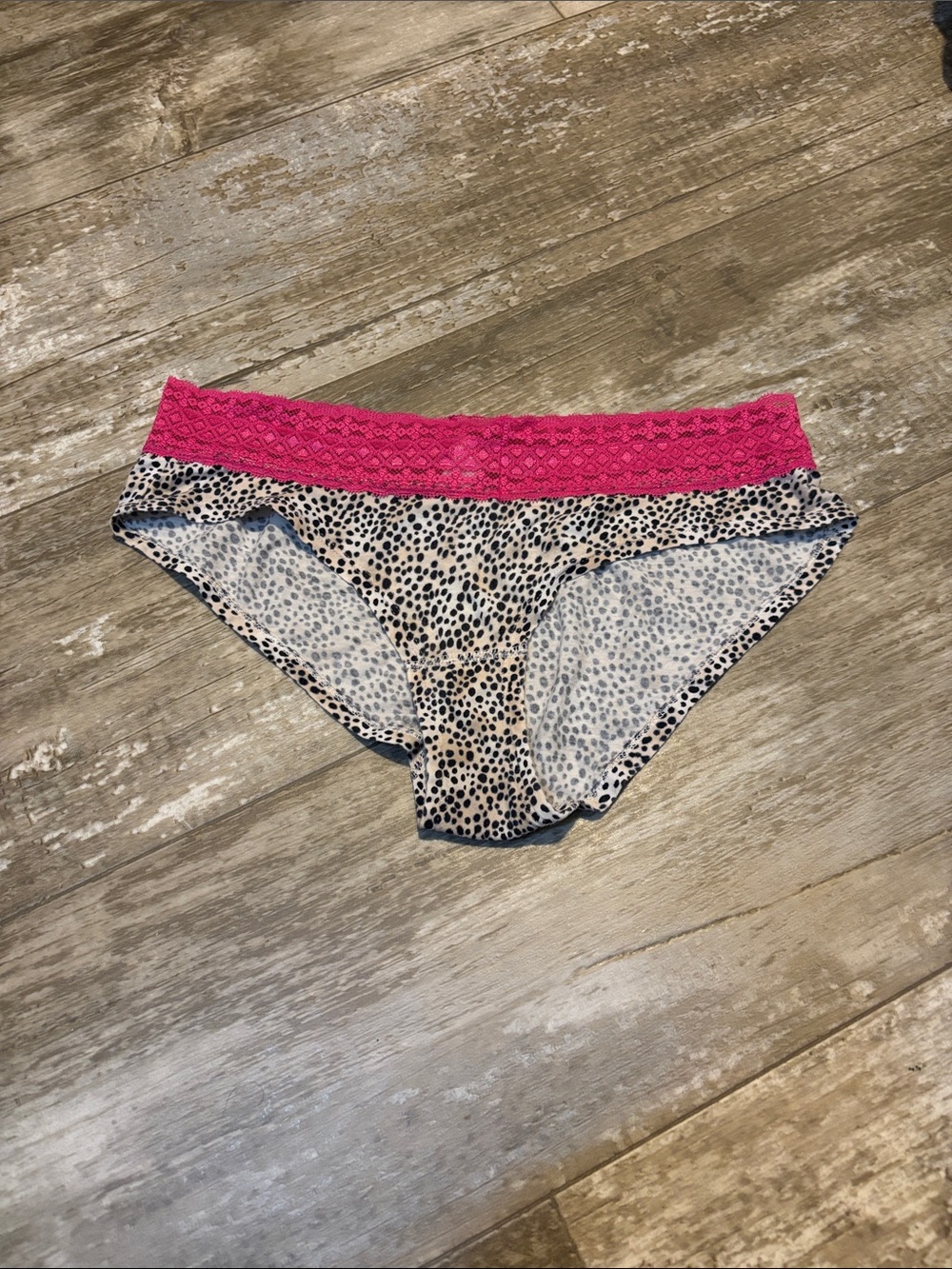 Victoria's Secret Hot Pink Lace & Leopard Cotton Bikini Brief medium Guc